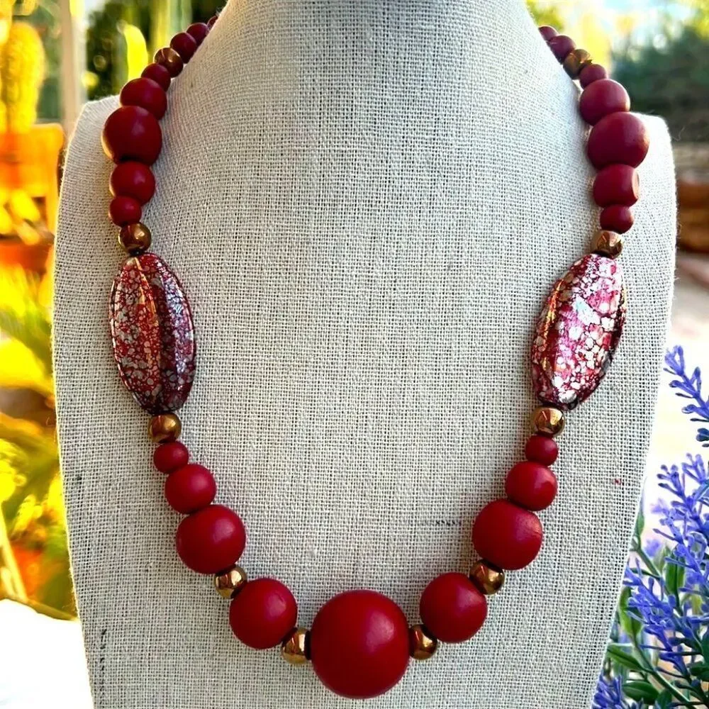 Red Wood Bead Necklace 18